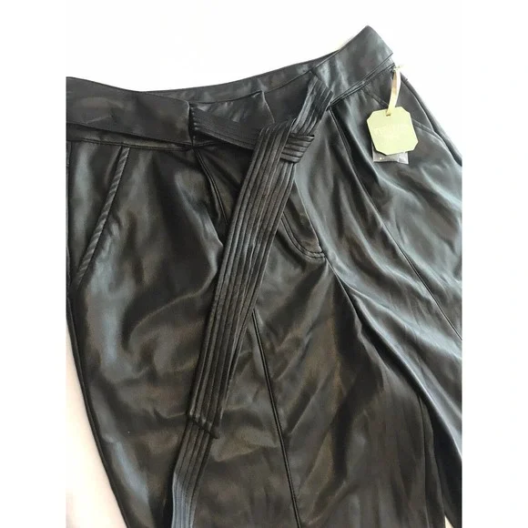 Ryegrass Black Faux Leather Tie Front Pants Button Ankle Womens Sz 10 Wide Taper - Picture 2 of 14